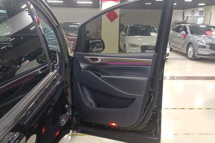 Used GAC Trumpchi M8 2023 Lingxiu Series 390T Luxury Edition
