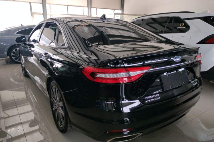 Used Ford Taurus 2019 EcoBoost 245 Premium Edition
