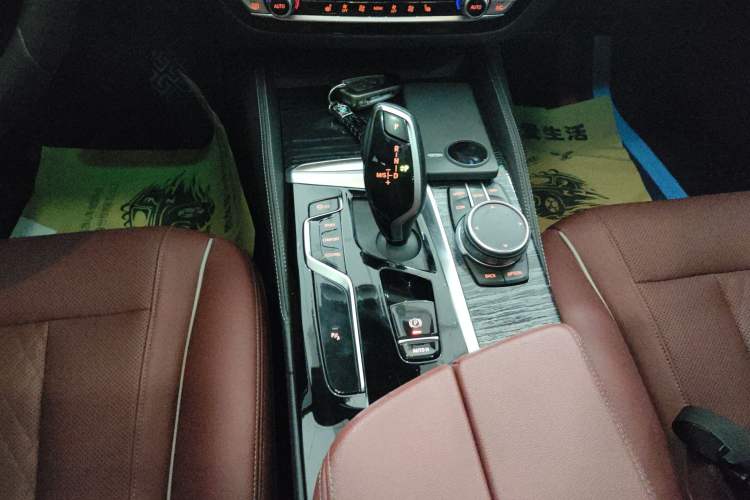 Used BMW 5 Series 2021 530Li Leading Model M Sport Package
