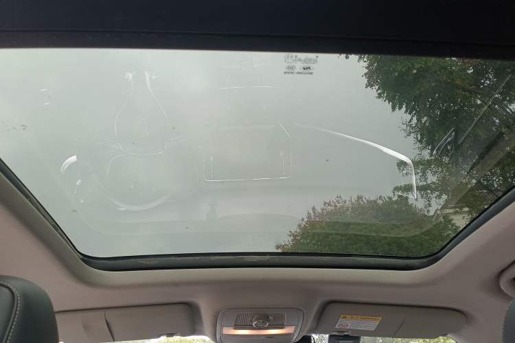 Used Roewe RX5 2018 20T Two-Wheel Drive Manual Flagship Edition
