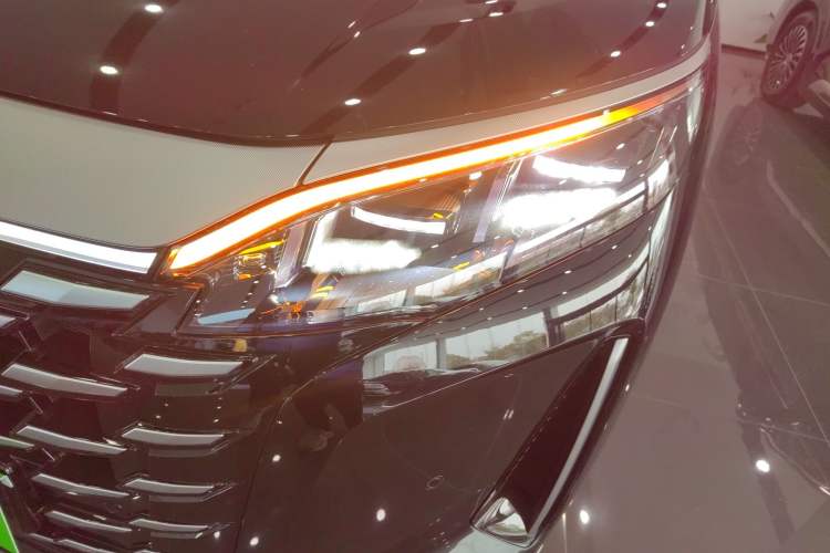 Used BYD Xia 2025 DM-i 1.5T 180km Beyond Edition