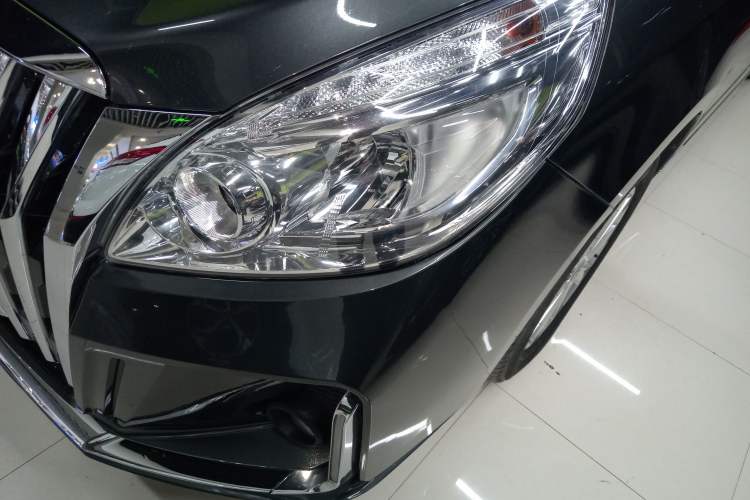 Used Buick GL8 2018 28T Luxury Model China VI Standard
