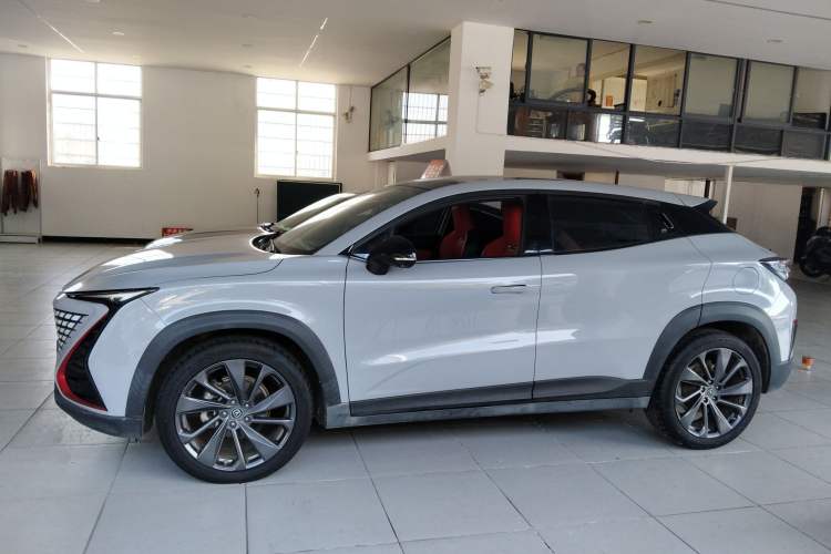 Used Changan UNI-T 2020 1.5T Prestige Version
