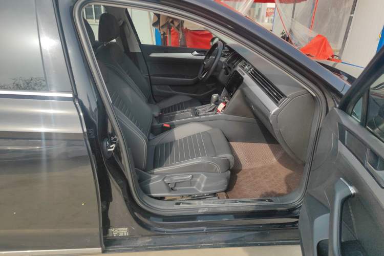 Used Volkswagen Magotan 2020 280TSI DSG Comfort Edition
