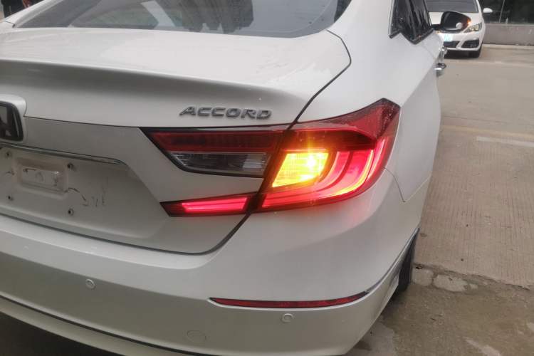 Used Honda Accord 2018 Rui Hybrid 2.0L Rui Ling Edition China VI
