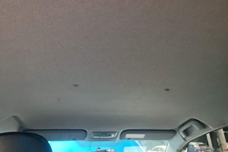 Used Toyota YARiS L 2015 1.5E Automatic Charm Edition
