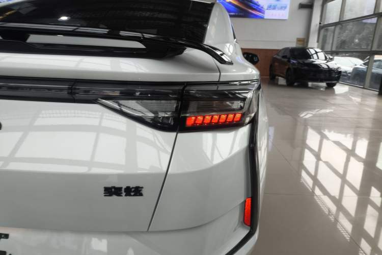 Used Dongfeng Aeolus Yixuan 2024 1.5L Automatic JingSu Edition