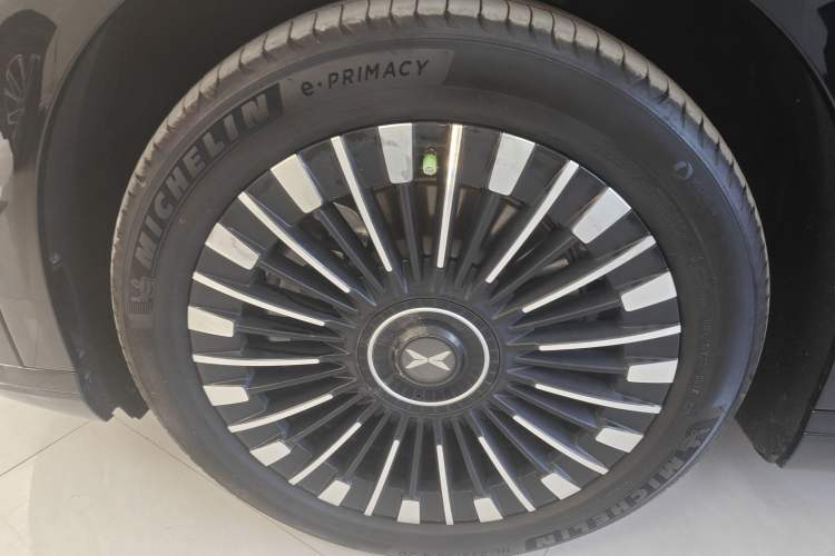 Used XPeng X9 2025 740 Ultra-Long Range Max