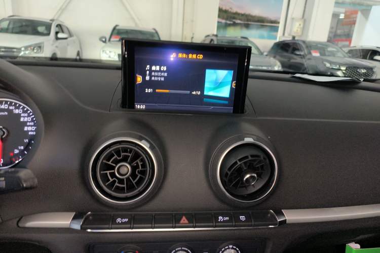 Used Audi A3 2017 Limousine 35 TFSI Ambition Edition
