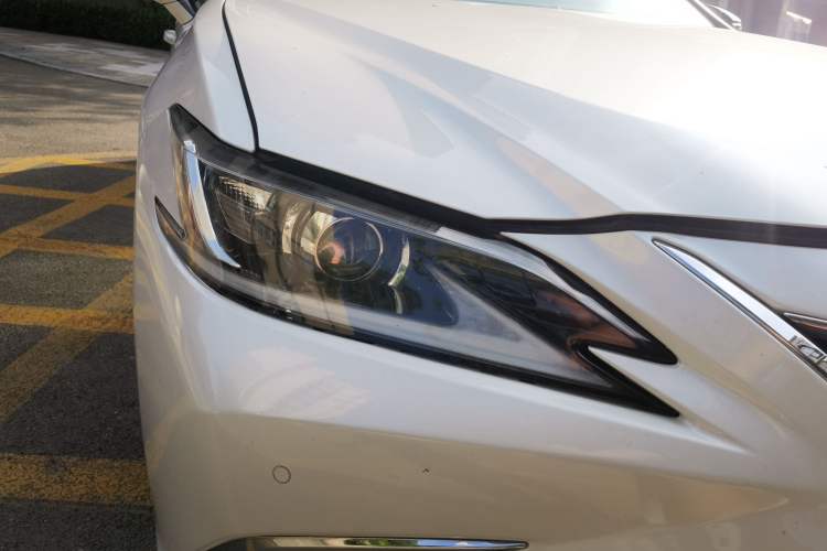 Used Lexus ES 2018 200 Excellence Edition China V Standard
