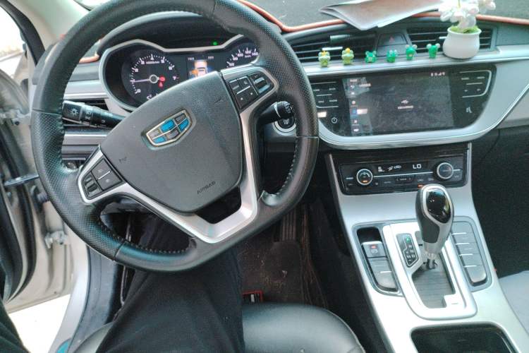 Used Geely Auto Emgrand GL 2018 1.4T DCT Elite Smart Connectivity Version