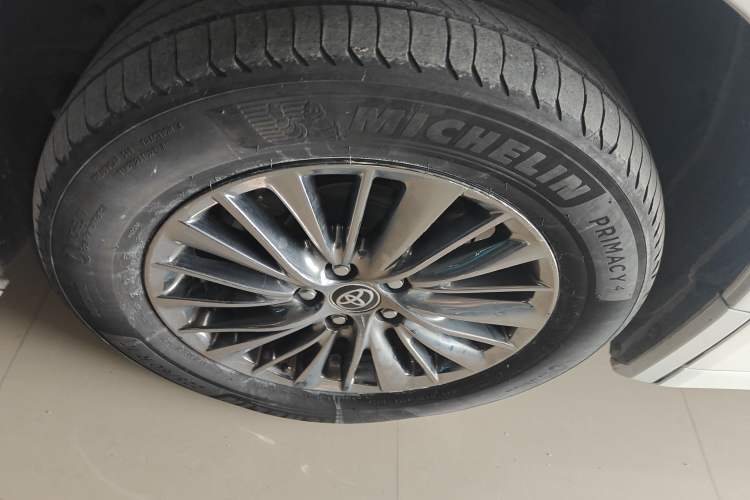 Used Toyota Alphard 2021 Dual-Engine 2.5L Prestige Edition