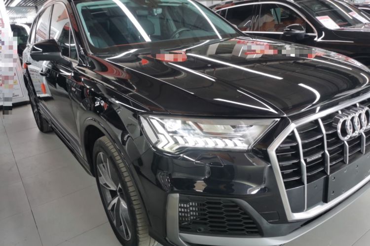 Used Audi Q7 2020 55 TFSI quattro S line sports model
