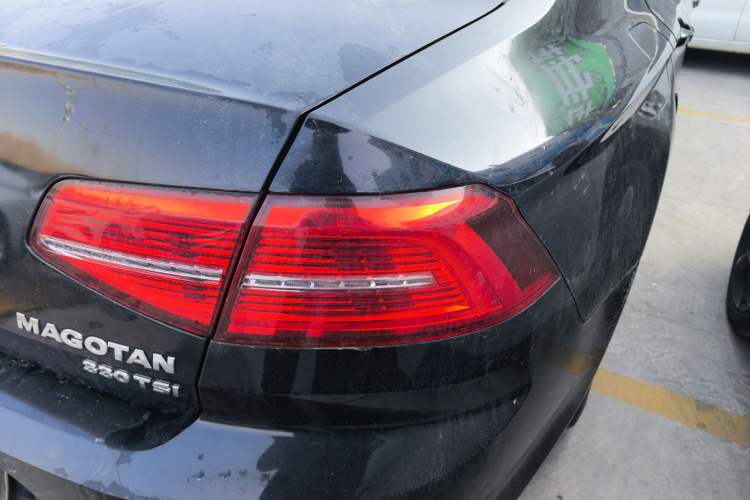 Used Volkswagen Magotan 2018 330TSI DSG Luxury Model