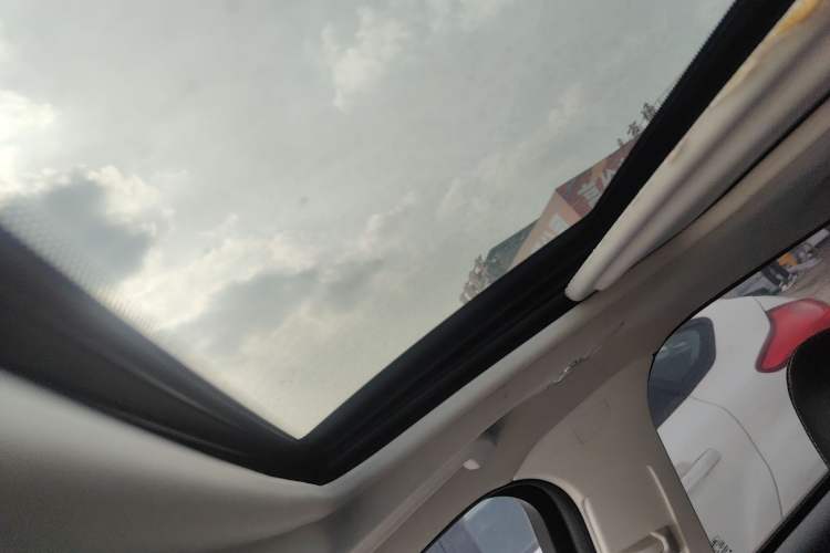 Used Ford Focus 2012 Sedan 1.6L Automatic Fashion Edition