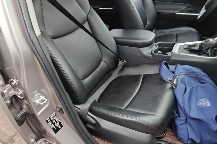 Used Toyota RAV4 2022 Dual-Engine 2.5L E-CVT Two-Wheel Drive Elite Edition