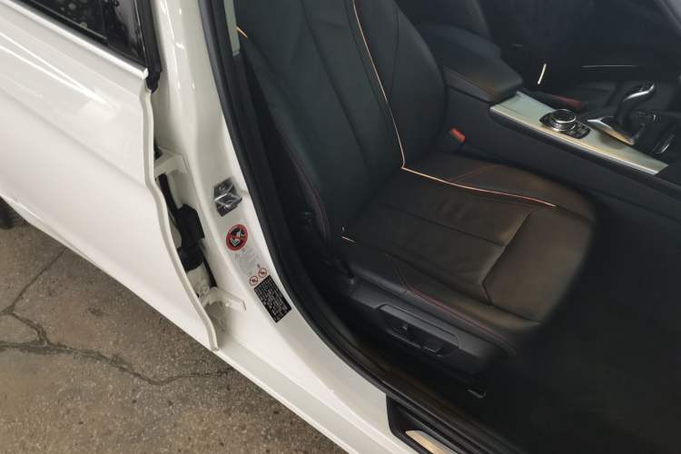 Used BMW 3 Series 2014 320Li Anniversary Limited Edition
