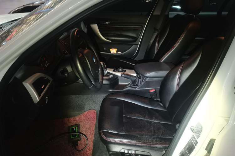 Used BMW 1 Series 2013 Facelifted 118i Leading Edition
