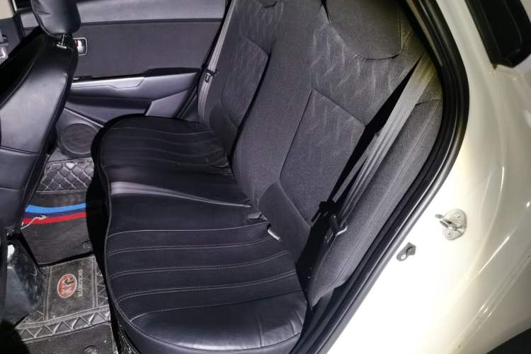 Used Kia K2 2015 Sedan 1.4L MT GLS