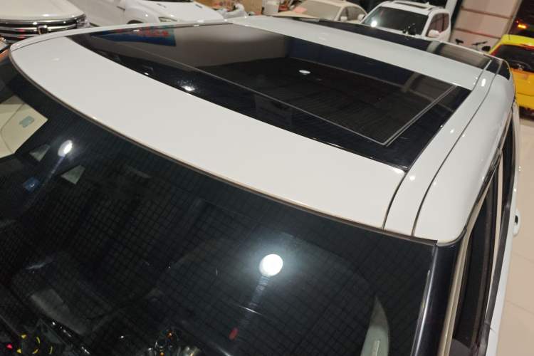 Used Land Rover Discovery 2020 3.0 SC V6 30th Anniversary Special Edition
