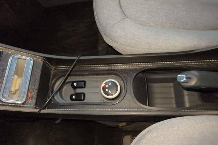 Used Wuling Hongguang MINIEV 2022 Macaron Premium Model – Lithium Iron Phosphate