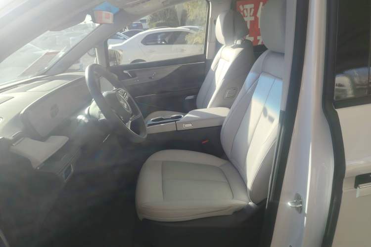 Used Buick GL8 2025 Lu Zun Deluxe Edition
