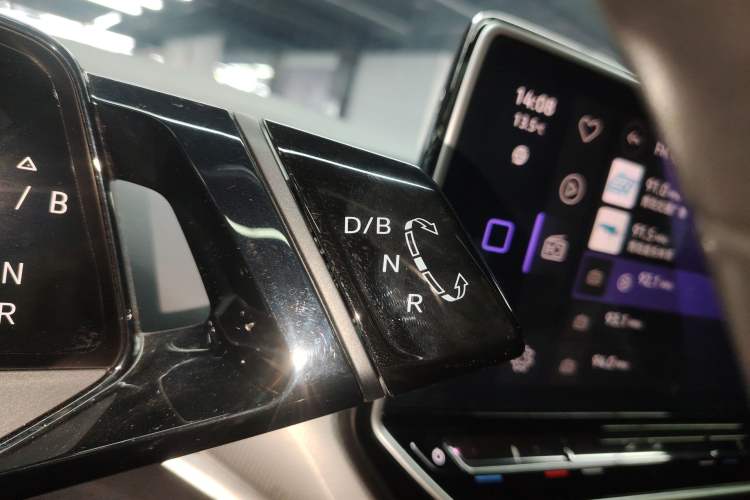 Used Volkswagen ID.4 CROZZ 2021 Long-Range Lite PRO Two-Wheel Drive Version