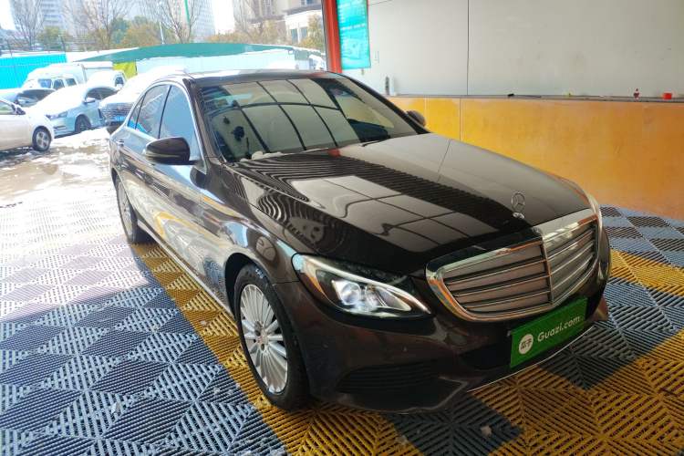 Used Mercedes-Benz C-Class 2015 C 200 L