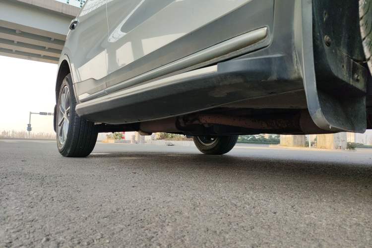 Used Geely Auto Emgrand X7 Sport 2018 1.8TD Automatic Two-Wheel Drive Smart 4G Connected Version