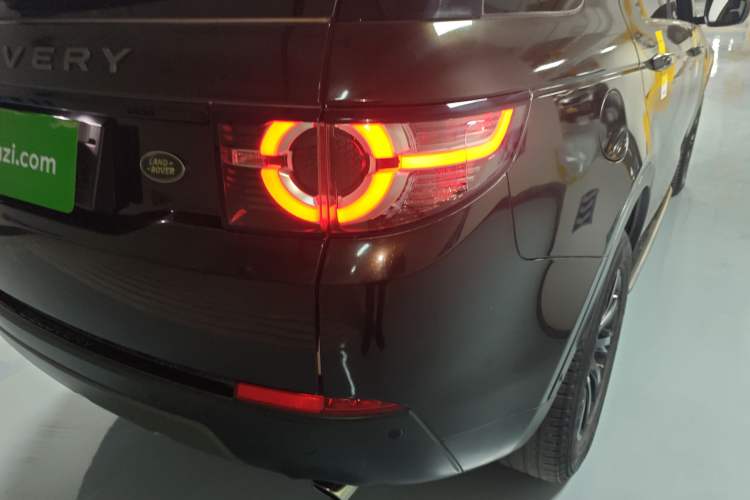 Used Land Rover Discovery Sport 2018 240 PS SE Version
