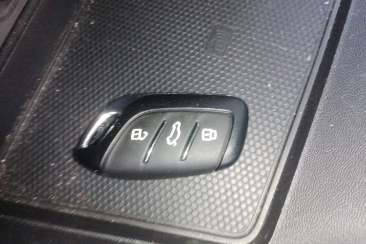 Used MG 5 2023 180 DVVT CVT Luxury Edition
