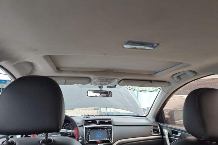 Used Haval H6 2017 Red-Label Sport Edition 1.5T Automatic Two-Wheel Drive Luxury Model