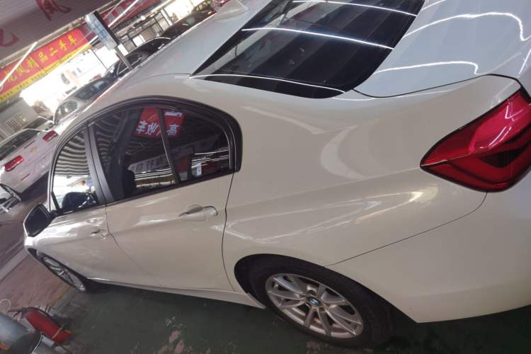 Used BMW 3 Series 2016 316i Fashion Model
