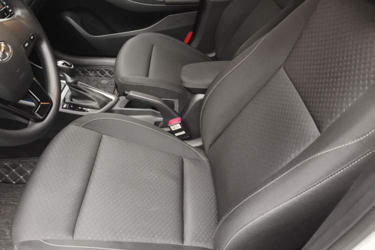 Used Hyundai Celesta 2020 1.6L Automatic GL Enjoyable Edition
