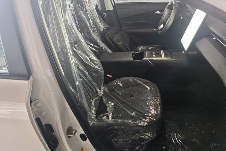 Used Changan Eado PHEV 2025 Smart New Blue Whale 145KM High-Energy Edition