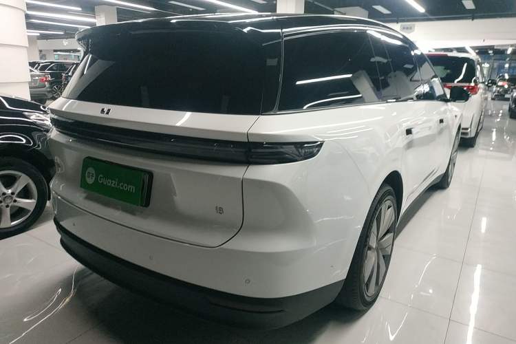 Used Li Auto Li Auto i8 2025 Standard Edition