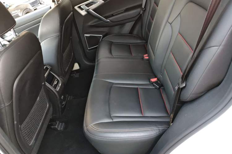 Used Geely Auto Emgrand X7 Sport 2020 1.8TD DCT Two-Wheel Drive Smart Connect 4G-Enabled Version