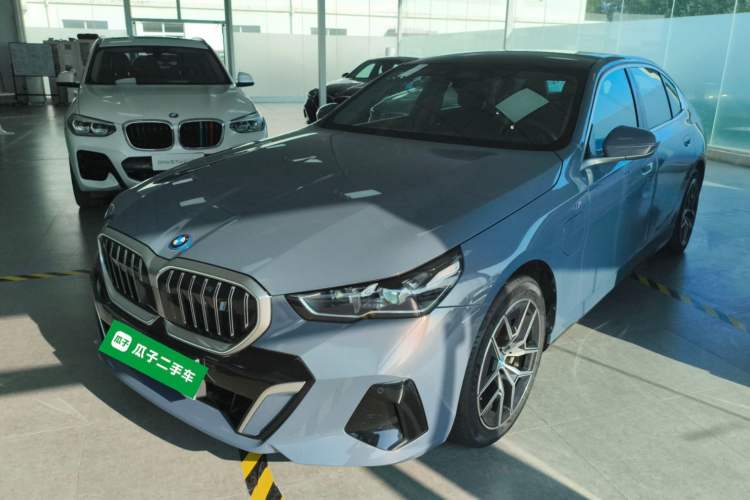 Used BMW i5 2024 eDrive 35L M Sport Package
