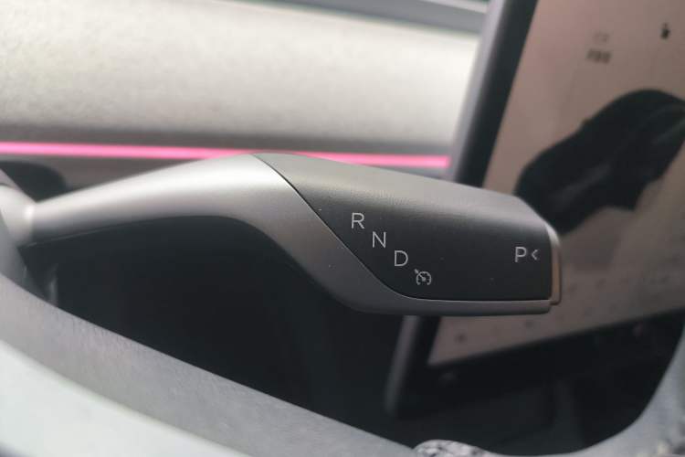 Used Tesla Model Y 2024 Rear-Wheel-Drive Version