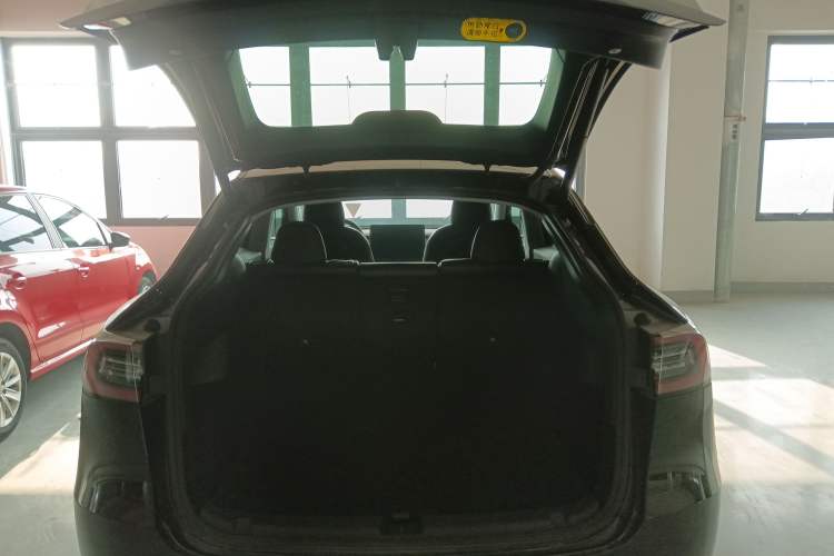 Used Tesla Model Y 2022 Rear-Wheel-Drive Version