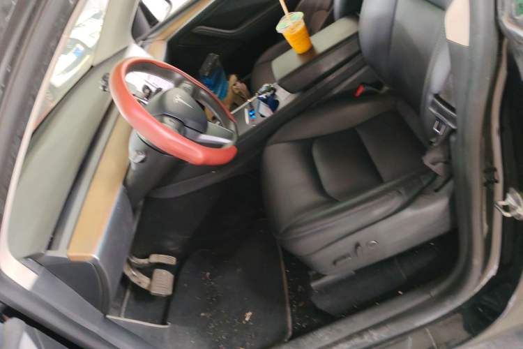 Used Tesla Model Y 2021 Standard Range Rear-Wheel Drive Version