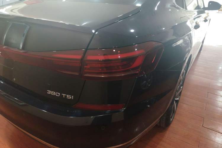 Used Volkswagen Passat 2023 380TSI Luxury Edition
