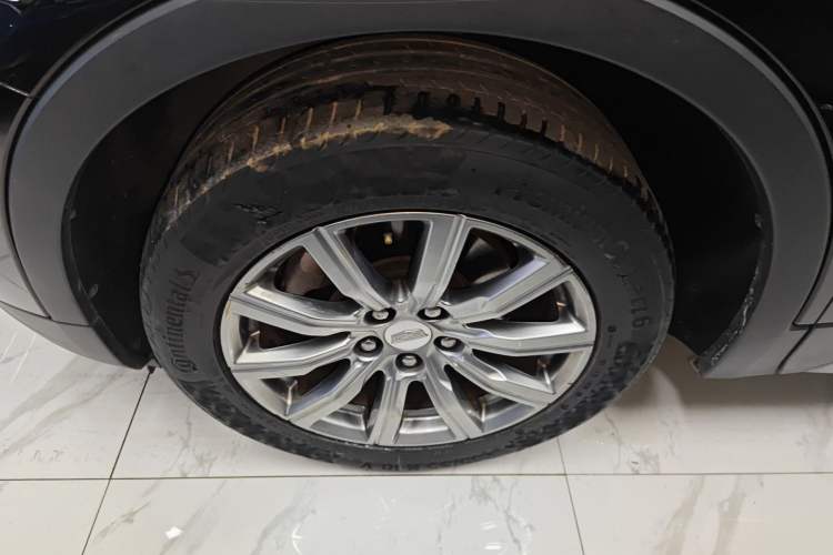 Used Cadillac XT4 2018 28T Two-Wheel Drive Leading Version
