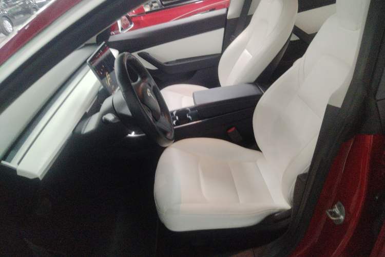 Used Tesla Model 3 2019 Long-Range Rear-Wheel-Drive Version