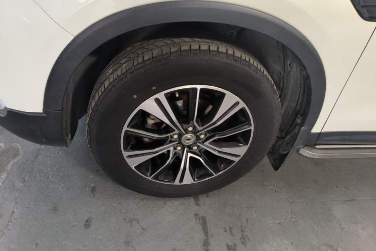 Used Dongfeng Aeolus AX7 2018 Classic 1.6T Automatic Luxury Model