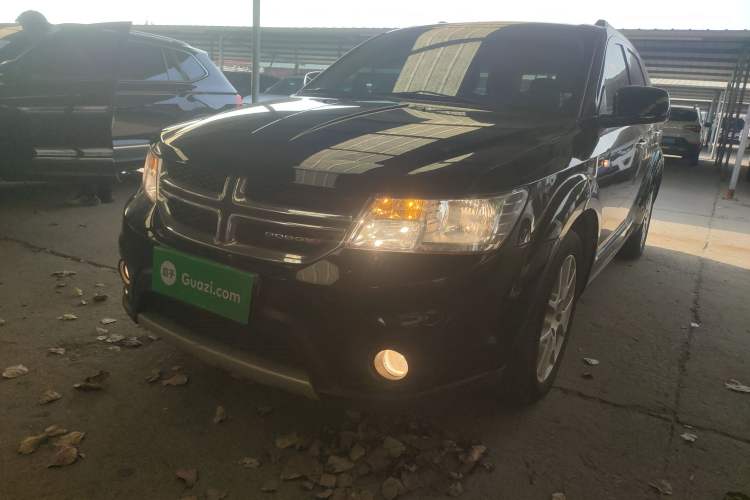 Used Dodge Journey 2013 2.4L Two-Wheel Drive Luxury Version
