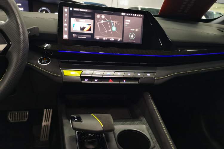 Used Changan UNI-V 2022 1.5T Sport Edition