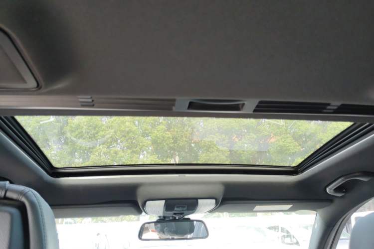 Used Mercedes-Benz E-Class 2015 E 260 L Sport Edition
