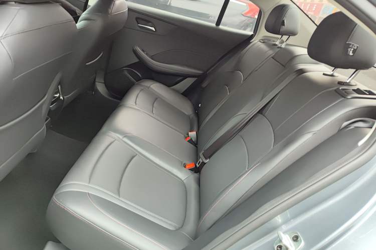 Used Roewe i5 2023 1.5L CVT Luxury Edition