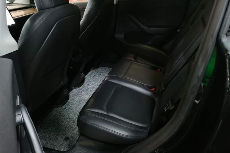 Used Tesla Model Y 2021 Standard Range Rear-Wheel Drive Version
